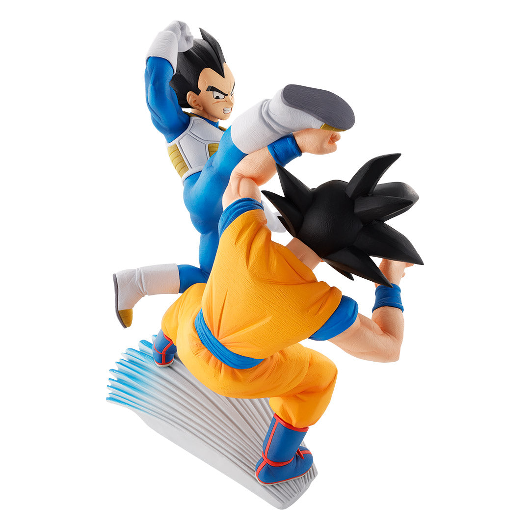 Ichiban Kuji Dragon Ball Daima Masterlise Plus E Prize Goku vs. Vegeta Figure