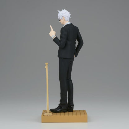 Banpresto Jujutsu Kaisen Diorama Figure Satoru Gojo (Suit Ver.)