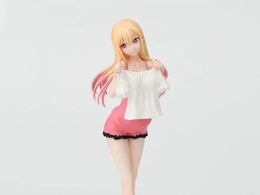 Sega My Dress-Up Darling Luminasta Marin Kitagawa (Trying On) Figure