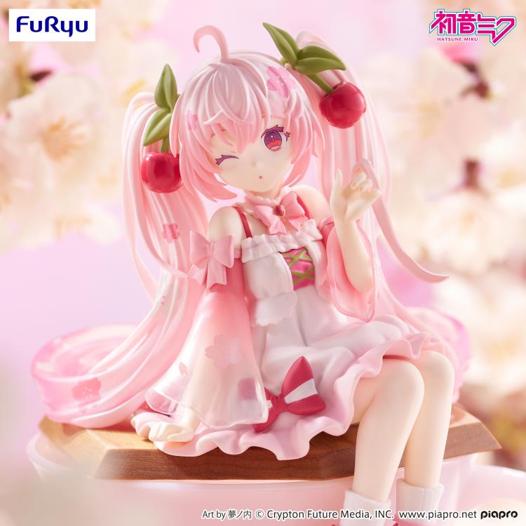 FuRyu Vocaloid Sakura Miku (2025 Wink Ver.) Noodle Stopper Figure