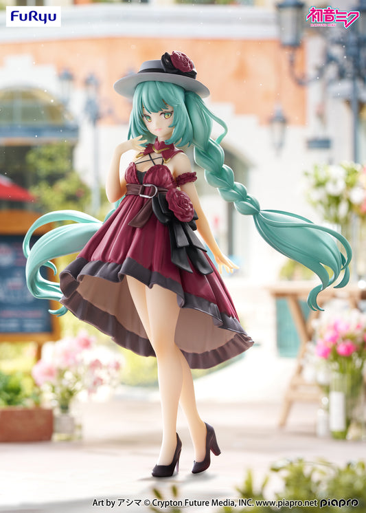 FuRyu Vocaloid Trio-Try-iT Hatsune Miku (Outing Dress Red Color Ver.) Figure