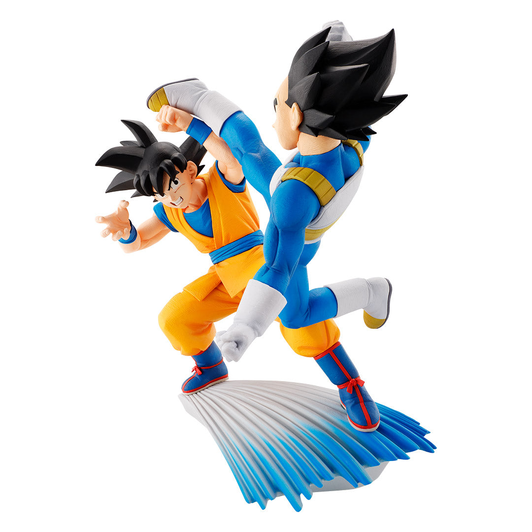 Ichiban Kuji Dragon Ball Daima Masterlise Plus E Prize Goku vs. Vegeta Figure