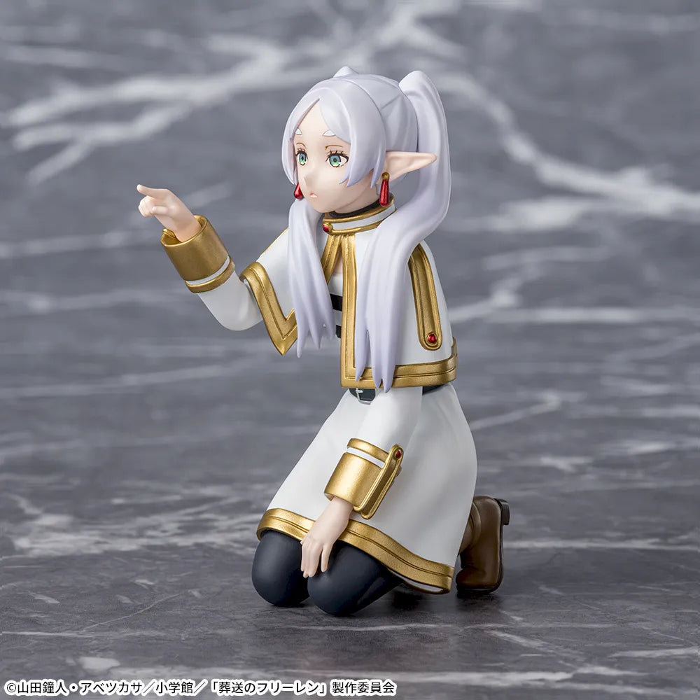 Sega Frieren: Beyond Journey's End Frieren (Poking Something) Premium Perching Figure
