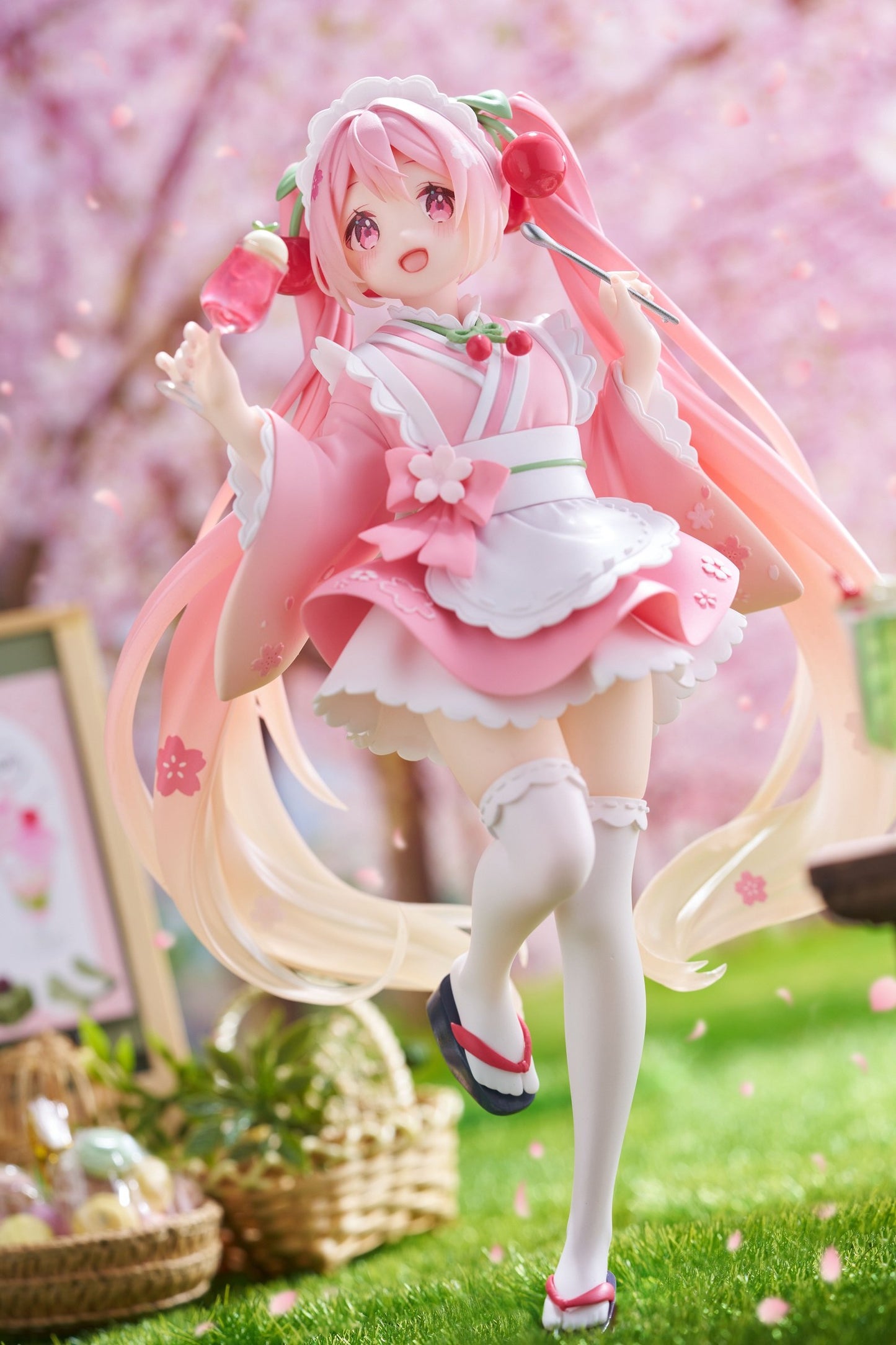 Taito Vocaloid Newley Written Sakura Miku (Japanese Cafe Ver.) Figure