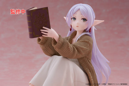 Taito Frieren: Beyond Journey's End Desktop Cute Frieren (Roomwear Ver.) Figure